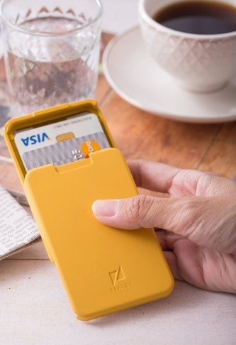 POCKET SLEEK™ MINIMALIST WALLET WITH RFID-BLOCKING
